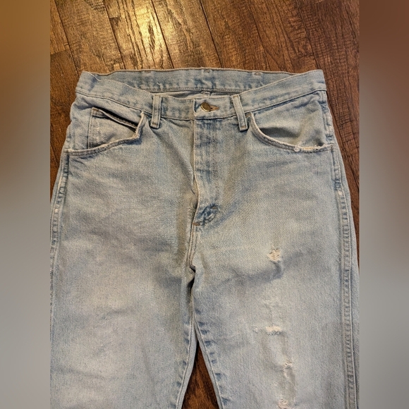Vintage Wrangler Legendary Gold, VF Jeanswear, Thrashed straight jeans sz 33x32 - Picture 4 of 9